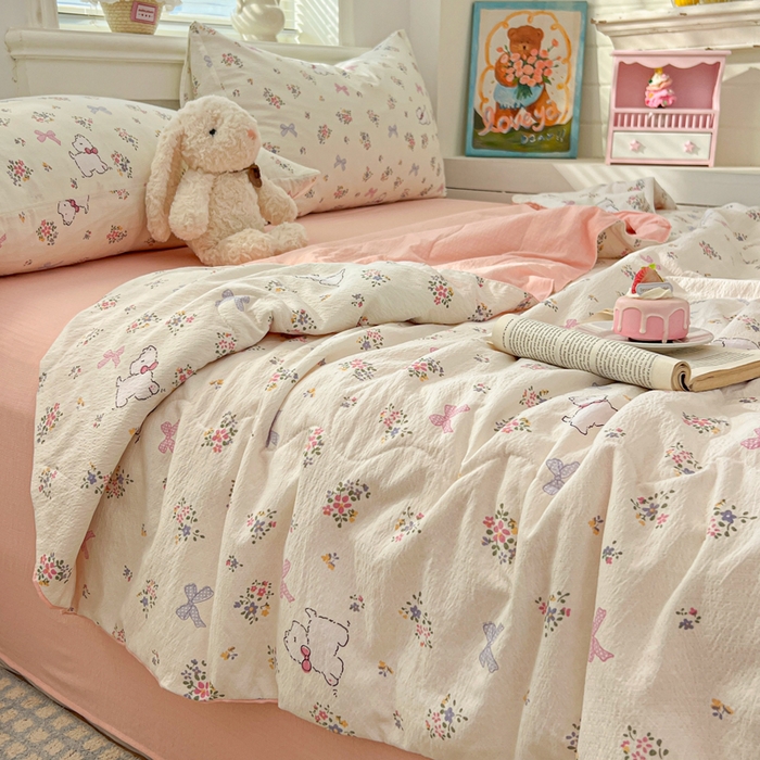 91家纺网 家纺一手货源 找家纺 花伞家居 2026新款皱皱双层纱夏被夏凉被空调被四件套 夏被-新气场