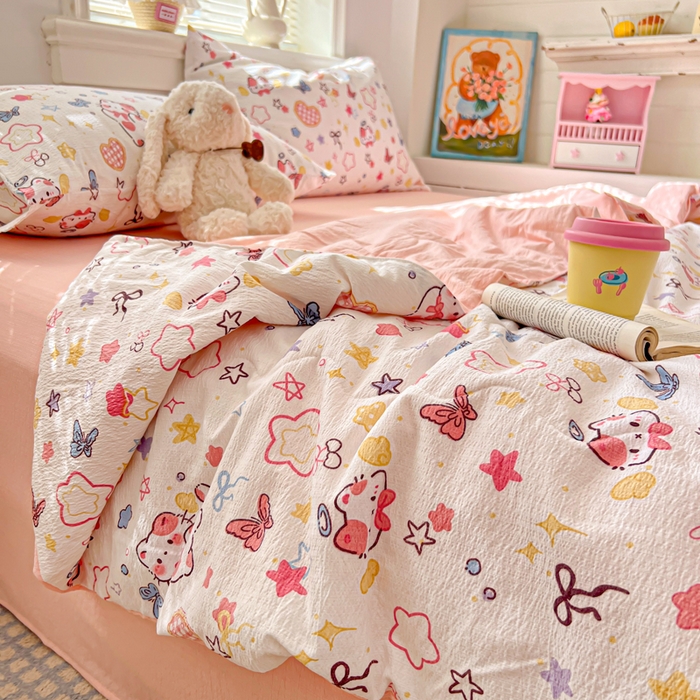 91家纺网 家纺一手货源 找家纺 花伞家居 2026新款皱皱双层纱夏被夏凉被空调被四件套 夏被-追蝴蝶