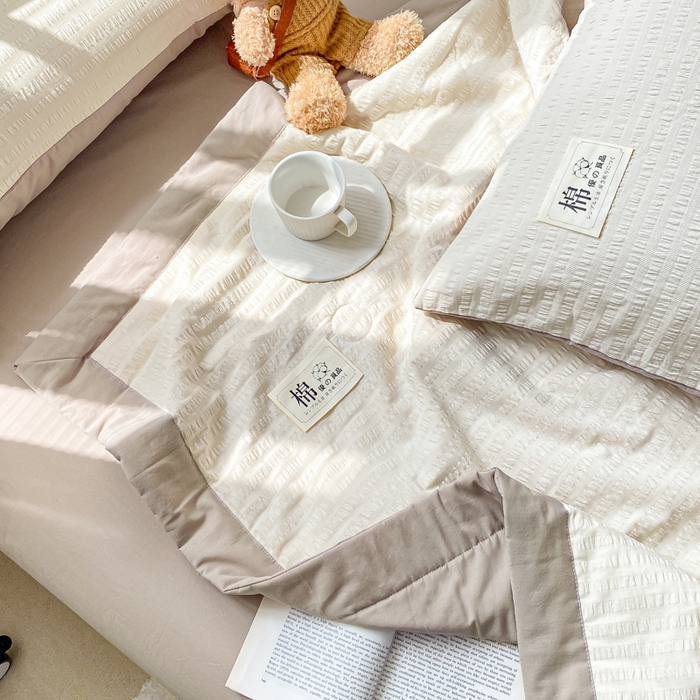 91家纺网 家纺一手货源 找家纺 鸣升家纺 2026新款A类全棉提花皱皱纱夏被100%棉花被空调被 珍珠白