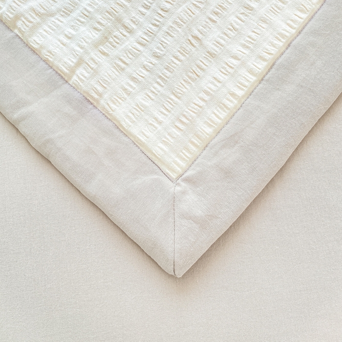 91家纺网 家纺一手货源 找家纺 鸣升家纺 2026新款A类全棉提花皱皱纱夏被100%棉花被空调被 珍珠白