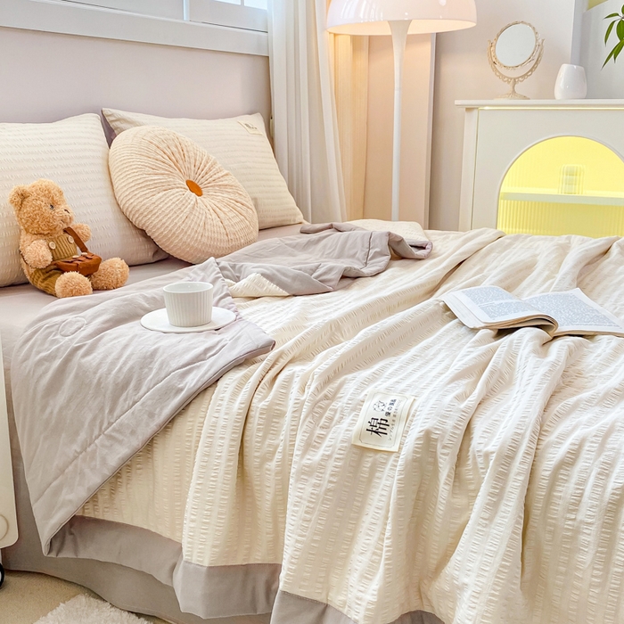 91家纺网 家纺一手货源 找家纺 鸣升家纺 2026新款A类全棉提花皱皱纱夏被100%棉花被空调被 珍珠白