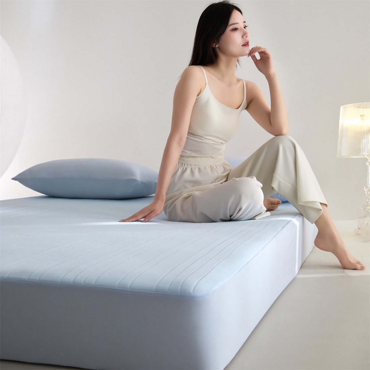 91家纺网 家纺一手货源 找家纺 头等舱 2026新款锦氨A类深睡无胶透气自然凉感床笠软凉席 软凉席-浅灰蓝