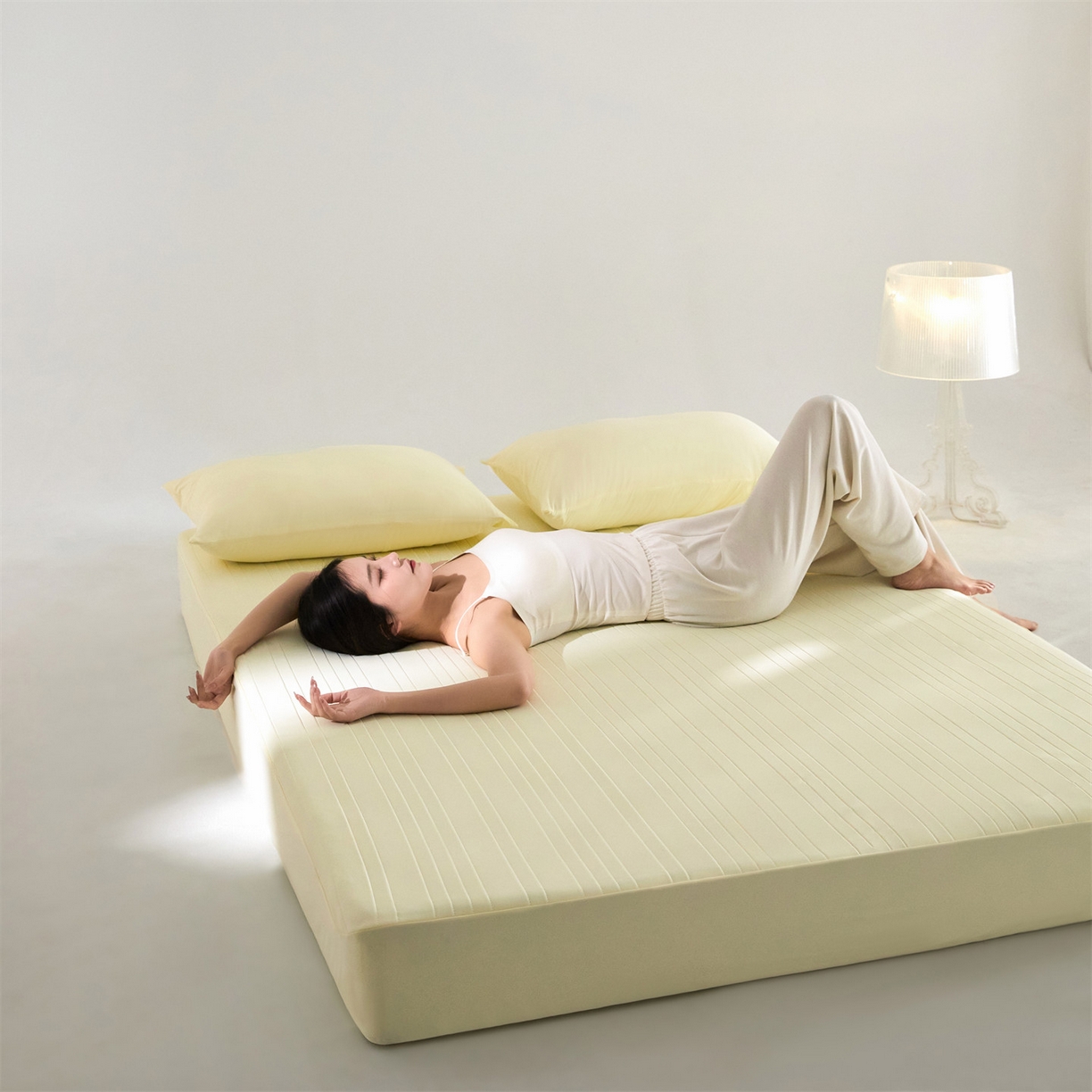 91家纺网 家纺一手货源 找家纺 头等舱 2026新款锦氨A类深睡无胶透气自然凉感床笠软凉席 软凉席-浅米黄