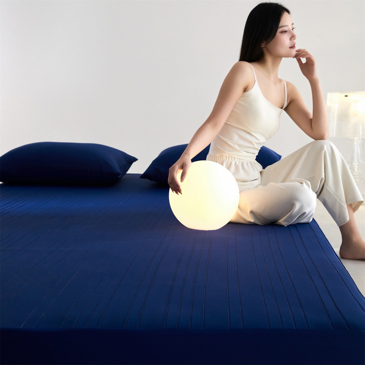 91家纺网 家纺一手货源 找家纺 头等舱 2026新款锦氨A类深睡无胶透气自然凉感床笠软凉席 软凉席-深空蓝