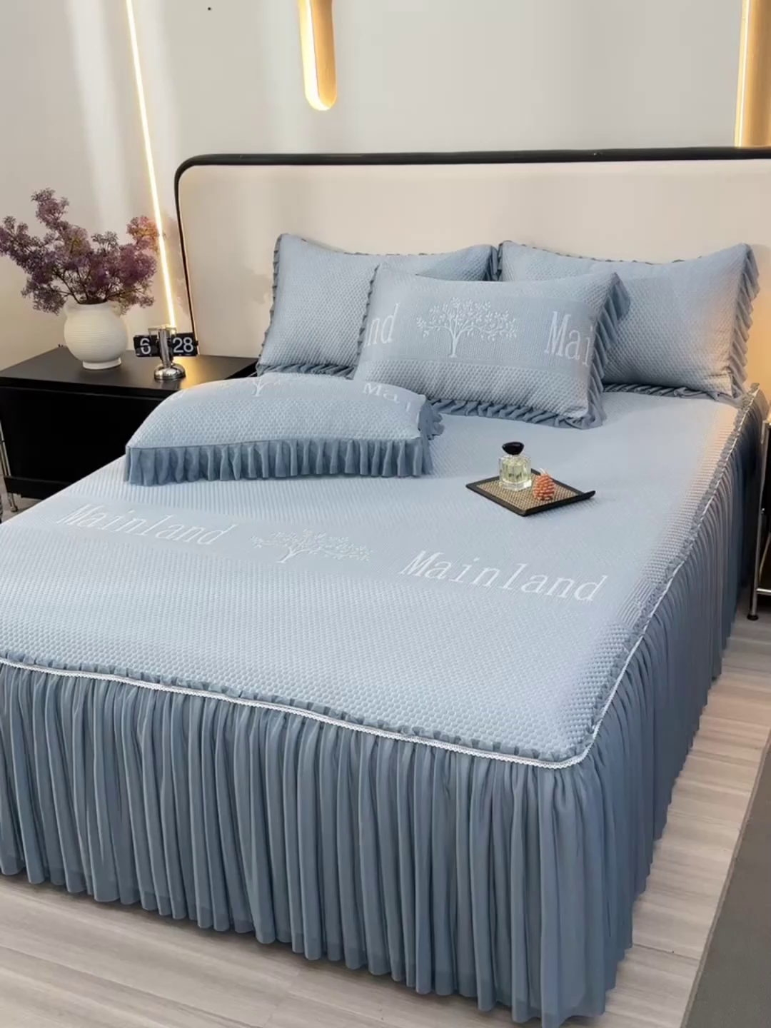 91家纺网 家纺一手货源 找家纺 星窝家纺 2026新款冰豆豆床裙款凉席 蓝调树影