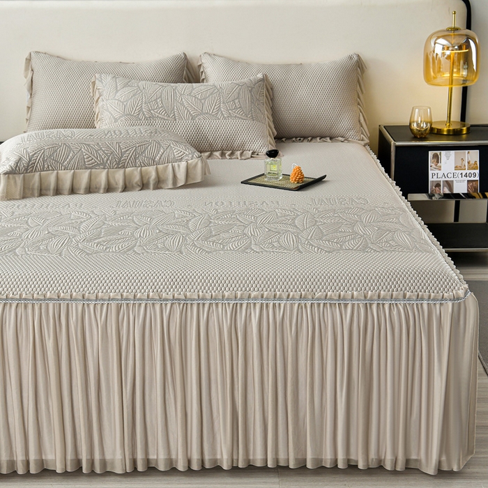 91家纺网 家纺一手货源 找家纺 星窝家纺 2026新款冰豆豆床裙款凉席 林间棕影