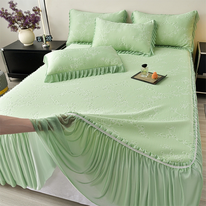 91家纺网 家纺一手货源 找家纺 星窝家纺 2026新款冰豆豆床裙款凉席 青岚梅影