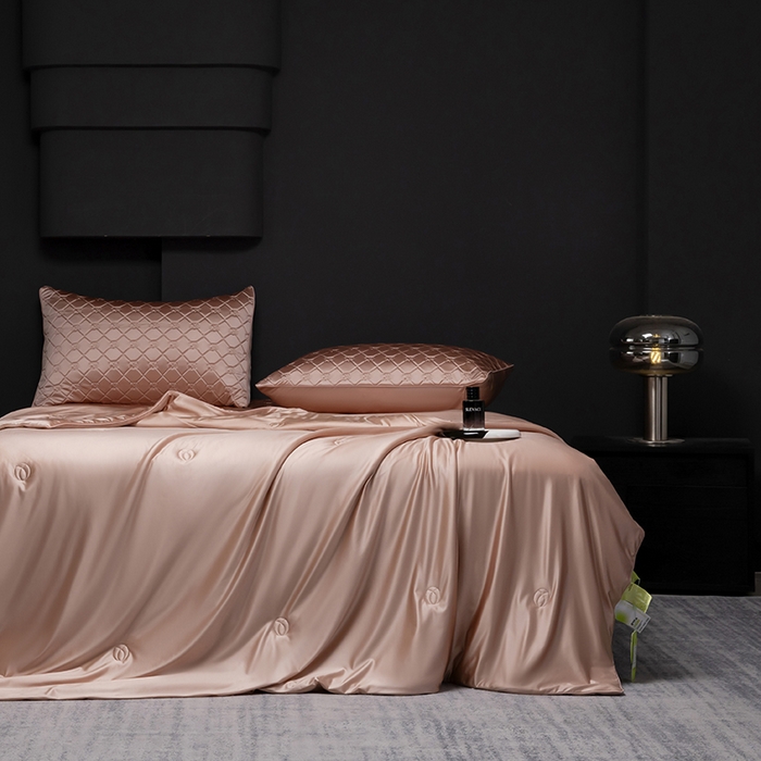 91家纺网 家纺一手货源 找家纺 阿那亚 2026新款冰萃凉感硅胶凉席三件套夏被四件套 玫瑰粉