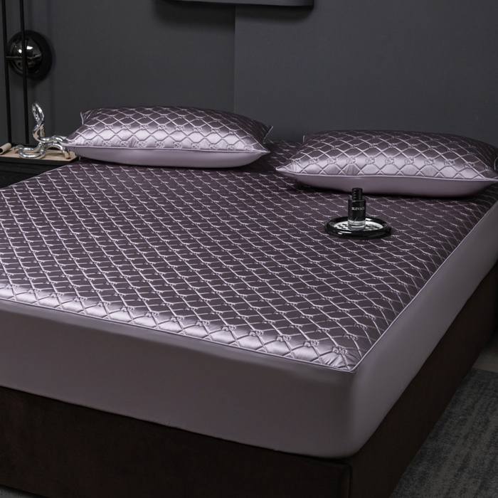 91家纺网 家纺一手货源 找家纺 阿那亚 2026新款冰萃凉感硅胶凉席三件套夏被四件套 凝夜紫