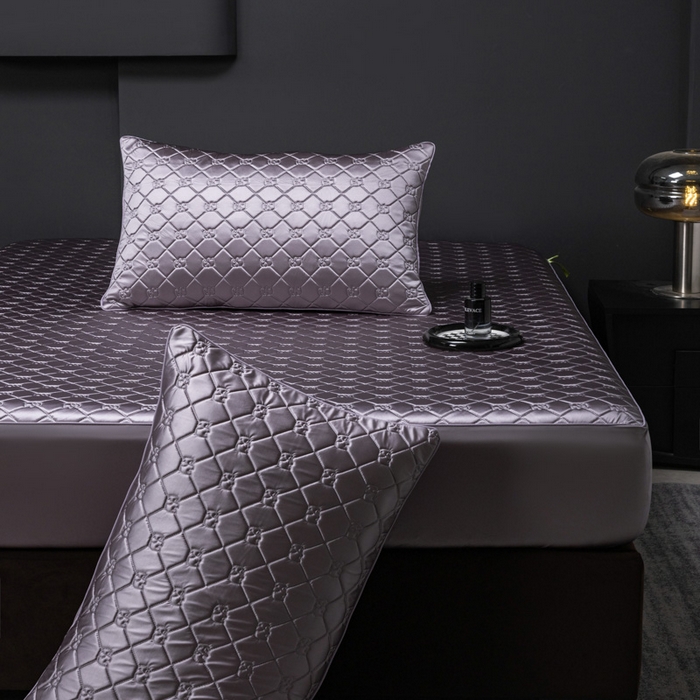 91家纺网 家纺一手货源 找家纺 阿那亚 2026新款冰萃凉感硅胶凉席三件套夏被四件套 凝夜紫