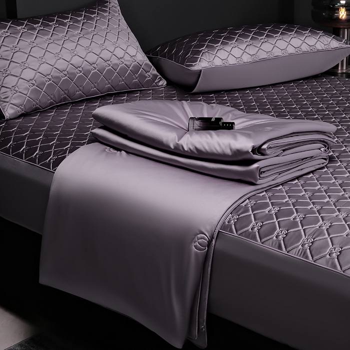 91家纺网 家纺一手货源 找家纺 阿那亚 2026新款冰萃凉感硅胶凉席三件套夏被四件套 凝夜紫