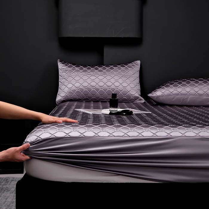 91家纺网 家纺一手货源 找家纺 阿那亚 2026新款冰萃凉感硅胶凉席三件套夏被四件套 凝夜紫