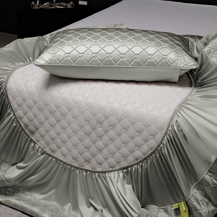 91家纺网 家纺一手货源 找家纺 阿那亚 2026新款冰萃凉感硅胶凉席三件套夏被四件套 松茶灰