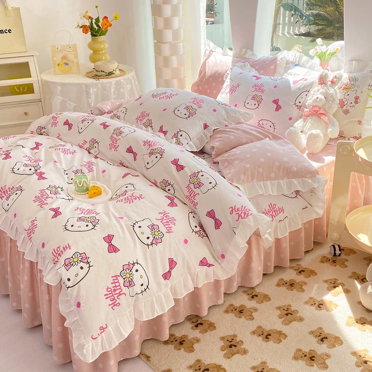 91家纺网 家纺一手货源 找家纺 玉元坊 2026新款三丽鸥正版授权凯蒂KT猫儿童卡通全棉纯棉床单床笠床裙花边被套三四件套 雏菊kt 花边款