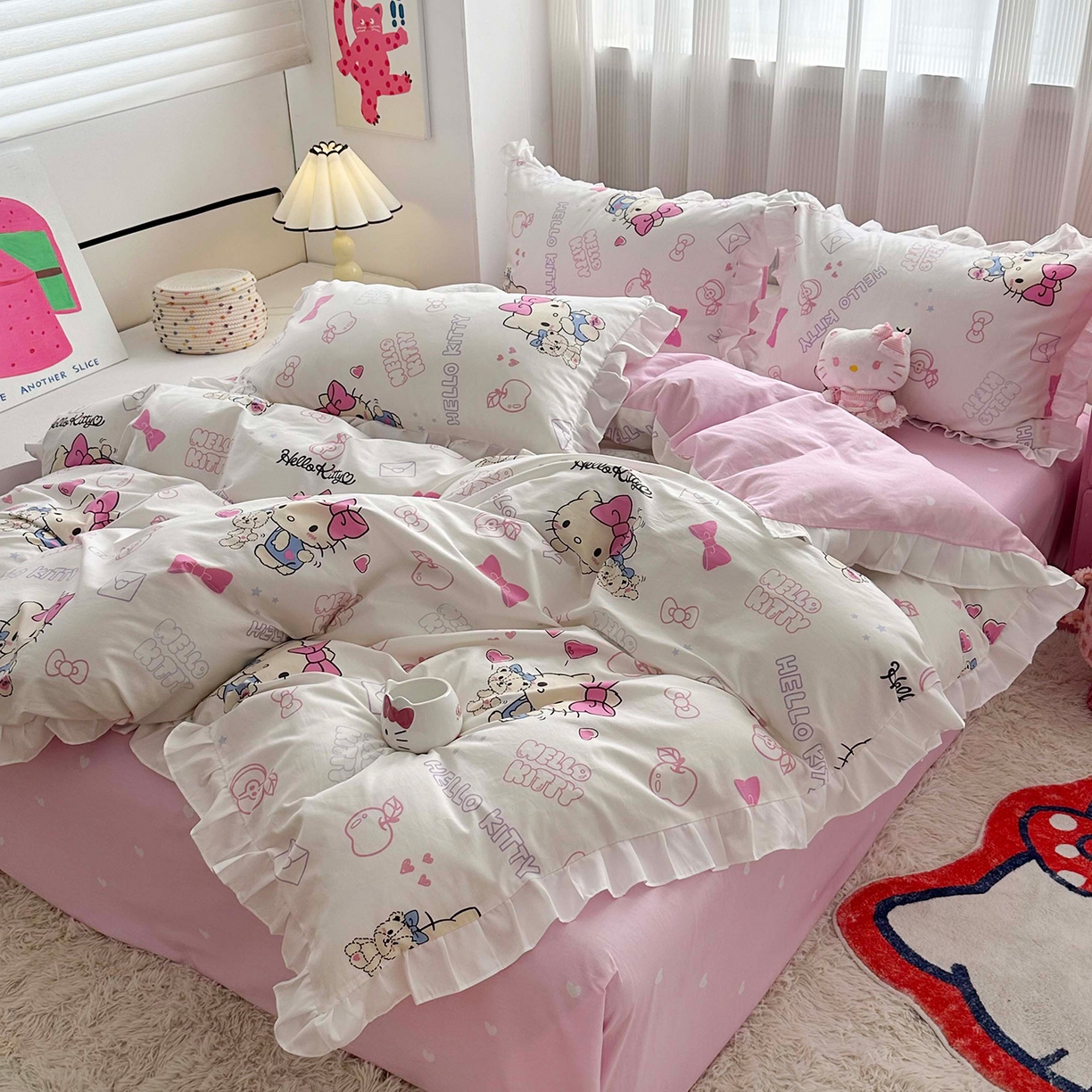 91家纺网 家纺一手货源 找家纺 玉元坊 2026新款三丽鸥正版授权凯蒂KT猫儿童卡通全棉纯棉床单床笠床裙花边被套三四件套 凯蒂小熊 花边款