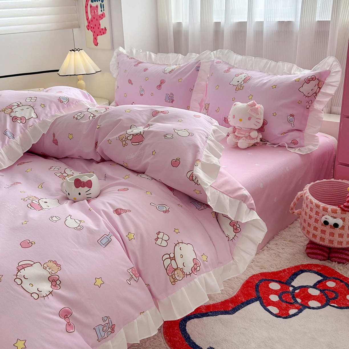 91家纺网 家纺一手货源 找家纺 玉元坊 2026新款三丽鸥正版授权凯蒂KT猫儿童卡通全棉纯棉床单床笠床裙花边被套三四件套 美美凯蒂 花边款