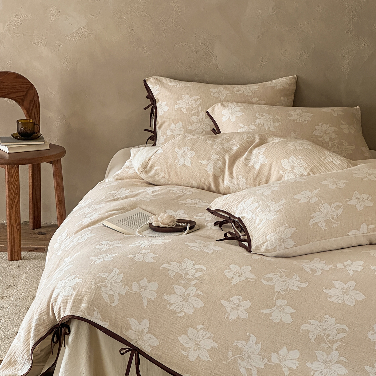 91家纺网 家纺一手货源 找家纺 （总）爱丽丝 2026新款云树里包边系带棉麻四件套