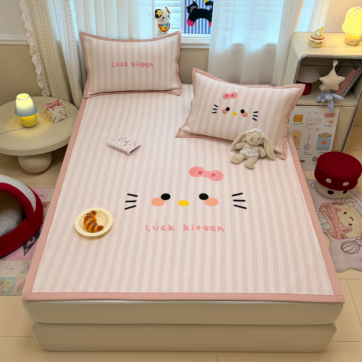 91家纺网 家纺一手货源 找家纺 （总）懒猫家纺 2026新款好运猫毛巾绣PE凉感中分子床席床笠凉席席子