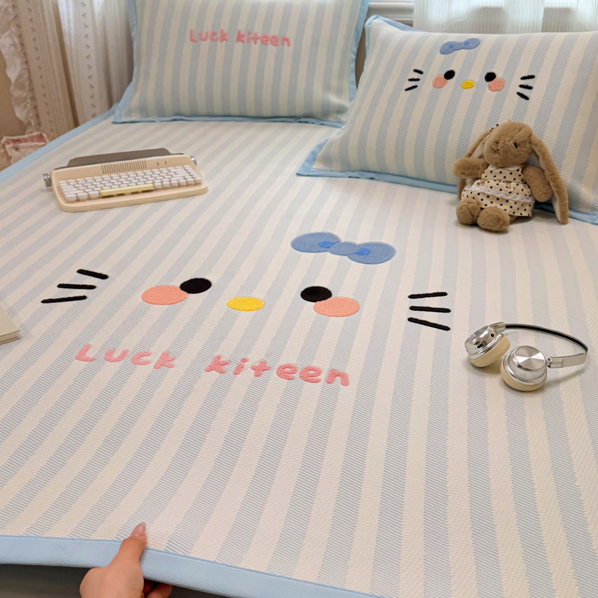 懒猫家纺 2026新款好运猫毛巾绣PE凉感中分子床席床笠凉席席子 海盐-床席款