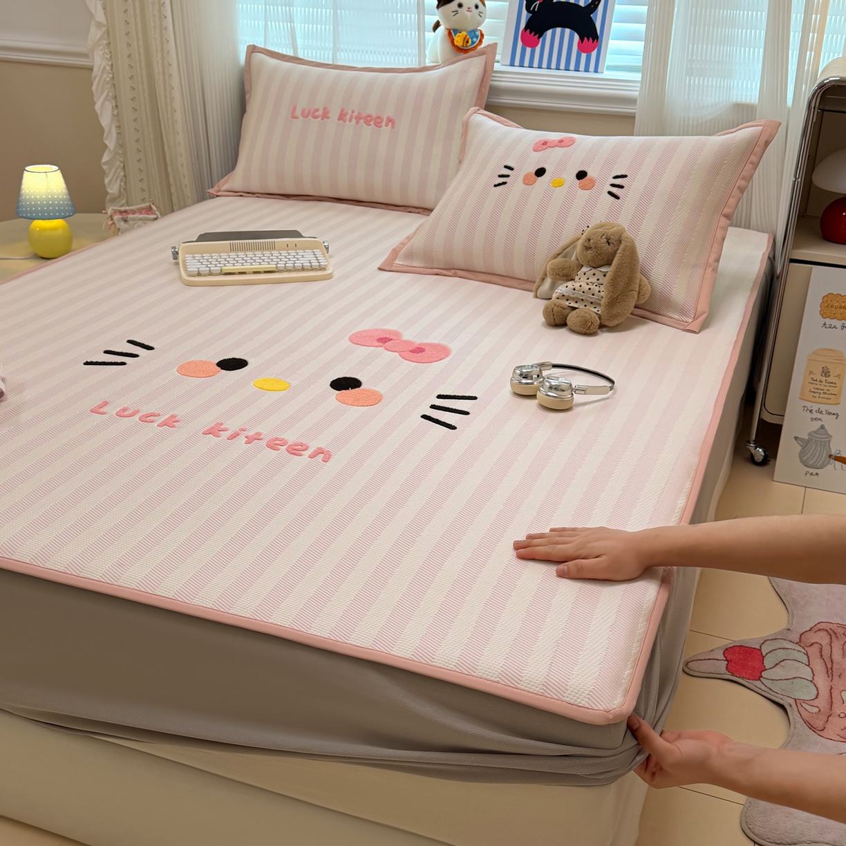 懒猫家纺 2026新款好运猫毛巾绣PE凉感中分子床席床笠凉席席子 芭乐-床笠款
