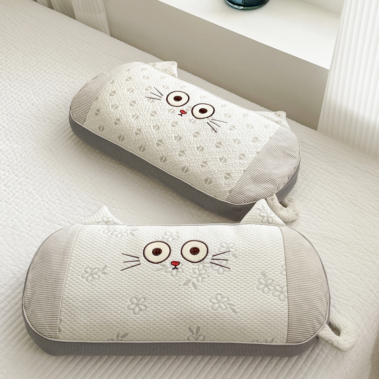 蔻眠 凉感丝小萌猫荞麦护颈枕夏季凉豆豆儿童枕芯学生枕头 主图