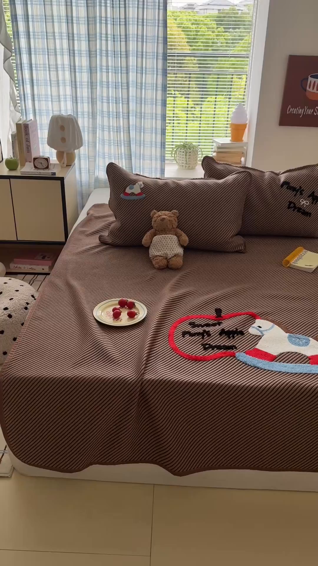 91家纺网 家纺一手货源 找家纺 顾里家纺 2026新款Pe凉感仿冰藤软席凉席三件套 苹果木马