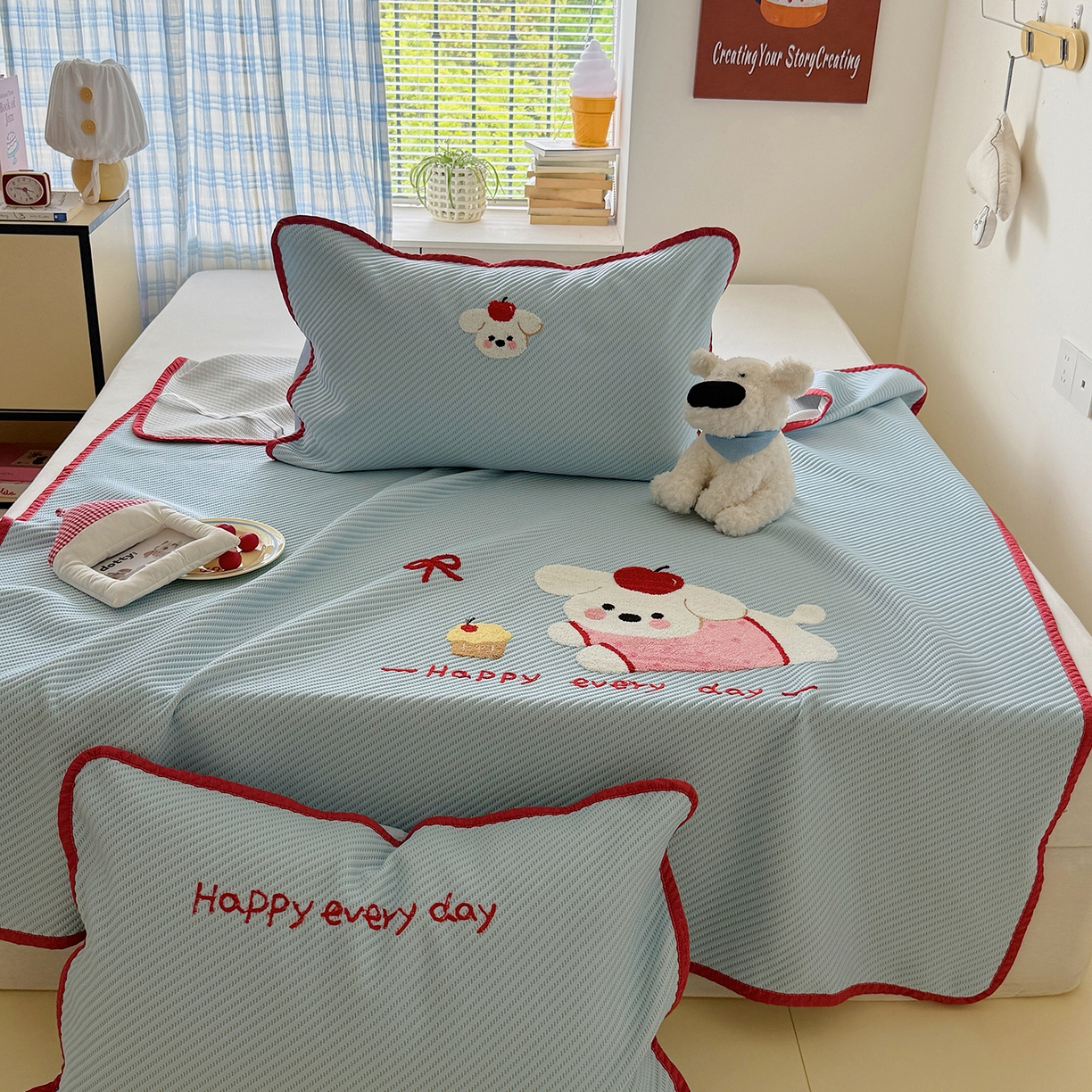 91家纺网 家纺一手货源 找家纺 顾里家纺 2026新款Pe凉感仿冰藤软席凉席三件套 苹果趴熊