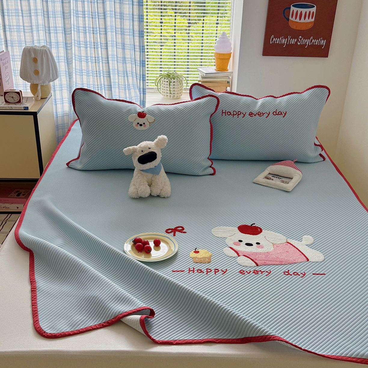 91家纺网 家纺一手货源 找家纺 顾里家纺 2026新款Pe凉感仿冰藤软席凉席三件套 苹果趴熊