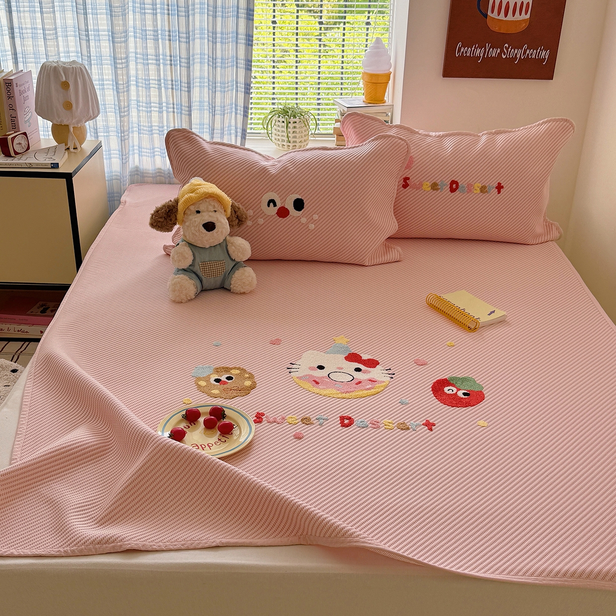 91家纺网 家纺一手货源 找家纺 顾里家纺 2026新款Pe凉感仿冰藤软席凉席三件套 甜圈小猫