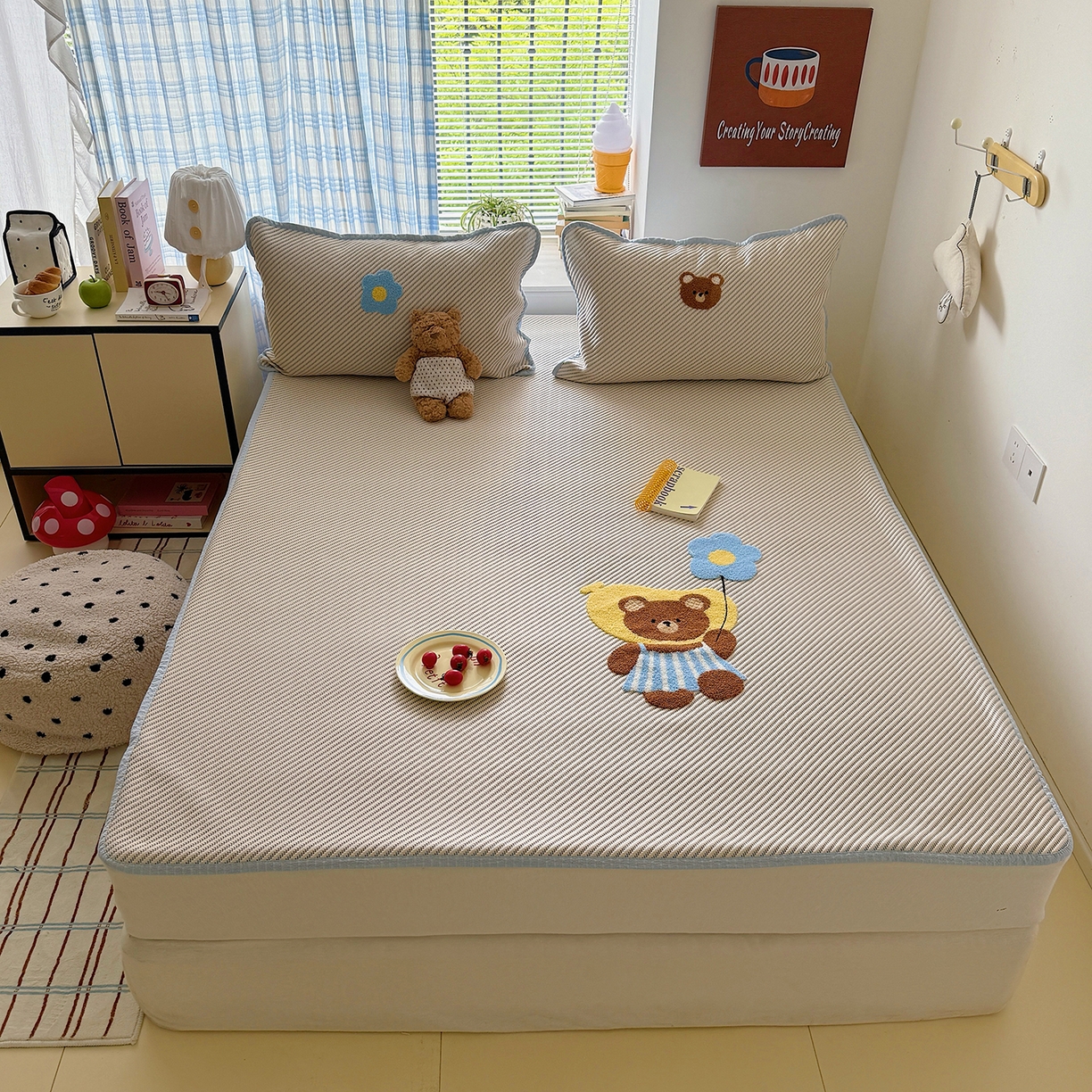 91家纺网 家纺一手货源 找家纺 顾里家纺 2026新款Pe凉感仿冰藤软席凉席三件套 香蕉熊