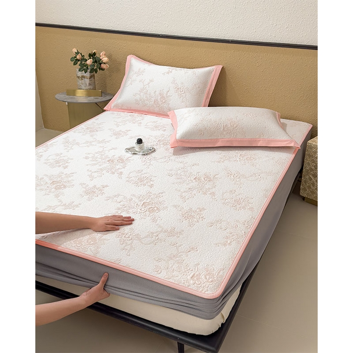 91家纺网 家纺一手货源 找家纺 女子家纺 2026新款夏天A类母婴级凉感值过0.21凉豆豆软席凉席-思琳娜系列 思琳娜-冰粉-床笠款