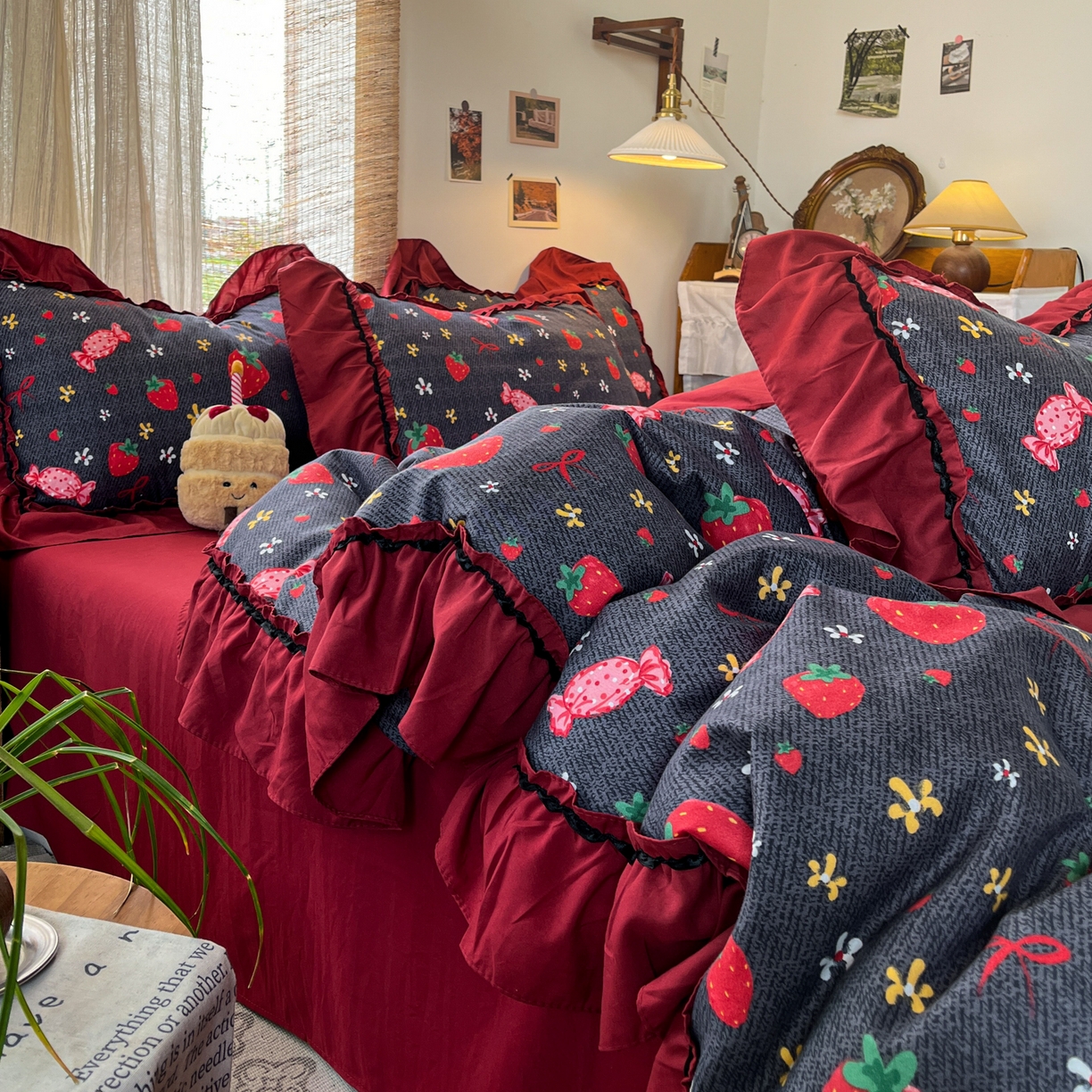 91家纺网 家纺一手货源 找家纺 花伞家居 2026新款韩系大花边加厚磨毛四件套含买家秀 韩版-芝芝莓莓