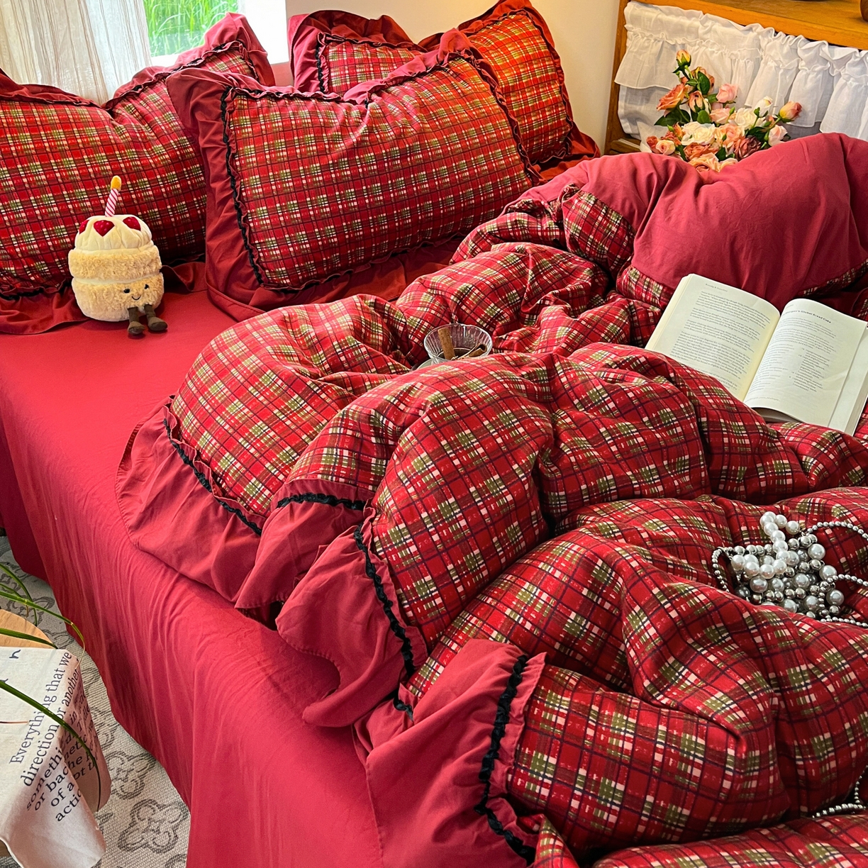 91家纺网 家纺一手货源 找家纺 花伞家居 2026新款韩系大花边加厚磨毛四件套含买家秀 韩版-红冕