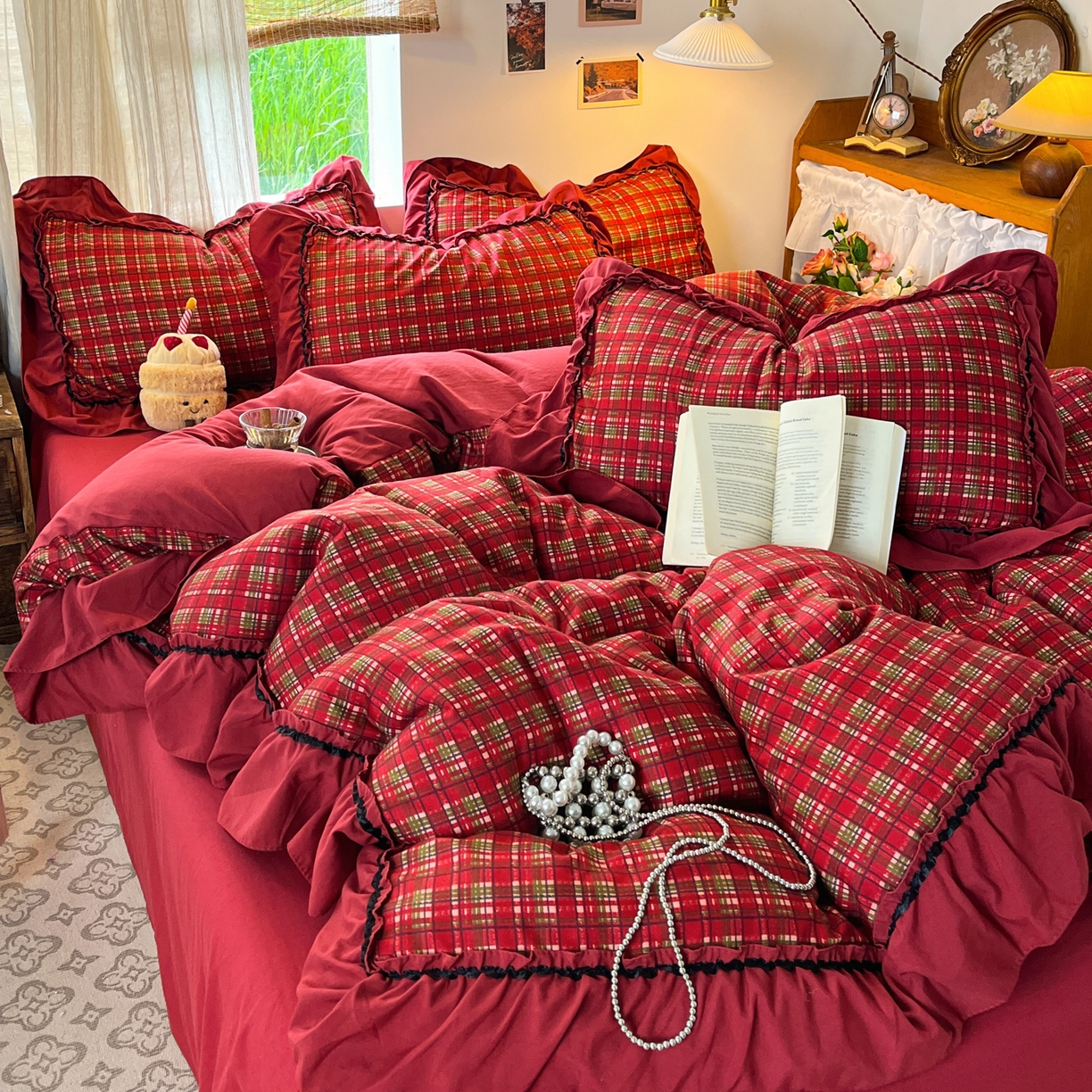 91家纺网 家纺一手货源 找家纺 花伞家居 2026新款韩系大花边加厚磨毛四件套含买家秀 韩版-红冕