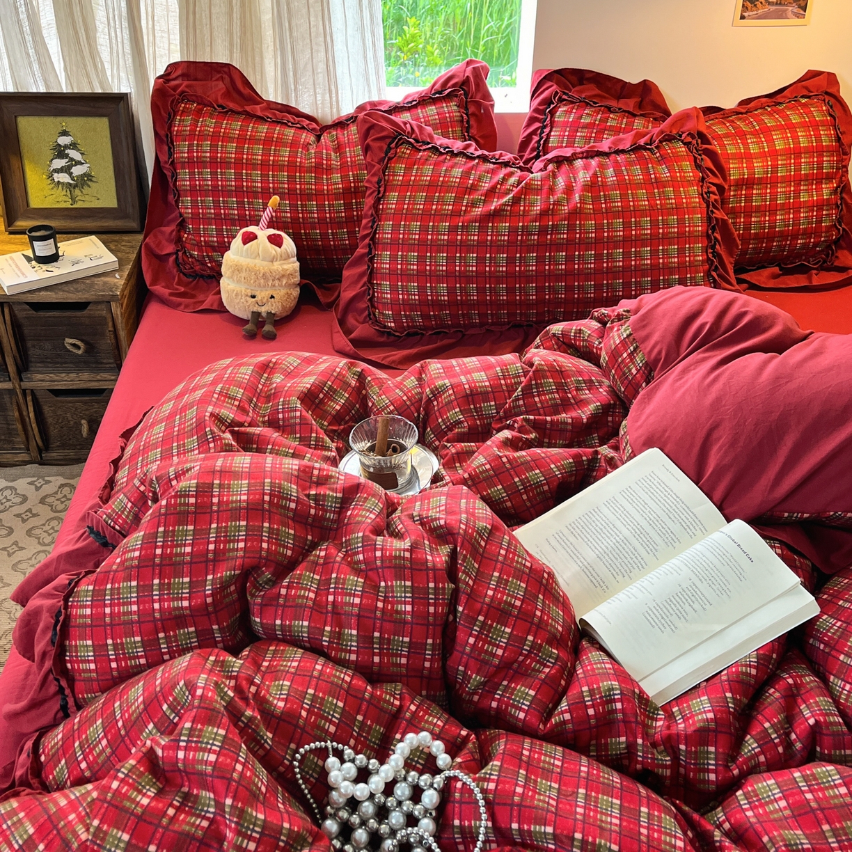 91家纺网 家纺一手货源 找家纺 花伞家居 2026新款韩系大花边加厚磨毛四件套含买家秀 韩版-红冕