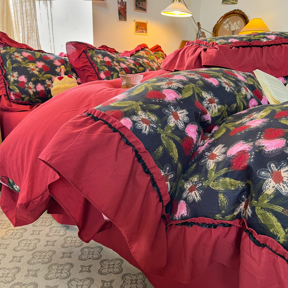 91家纺网 家纺一手货源 找家纺 花伞家居 2026新款韩系大花边加厚磨毛四件套含买家秀 韩版-花颂