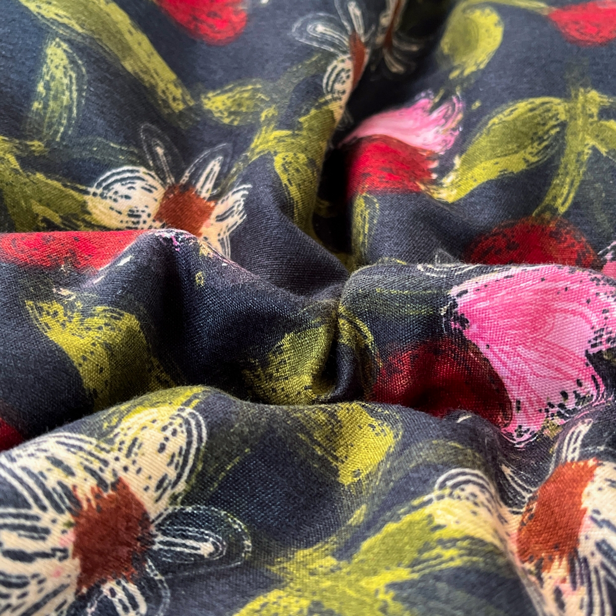 91家纺网 家纺一手货源 找家纺 花伞家居 2026新款韩系大花边加厚磨毛四件套含买家秀 韩版-花颂