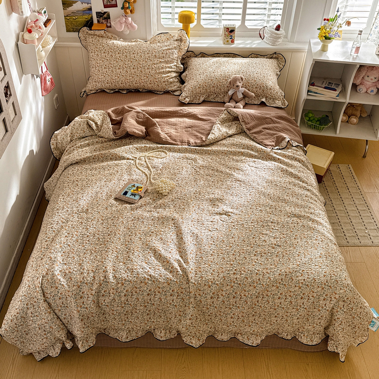 91家纺网 家纺一手货源 找家纺 水墨江南 2026新款泡芙纱花边夏被四件套 红果果