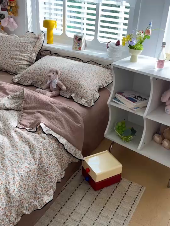 91家纺网 家纺一手货源 找家纺 水墨江南 2026新款泡芙纱花边夏被四件套 红果果