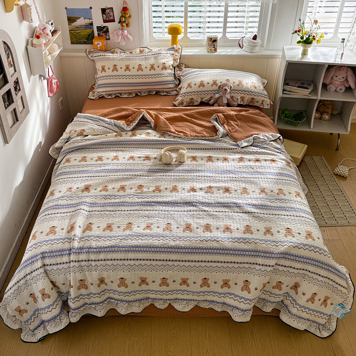 91家纺网 家纺一手货源 找家纺 水墨江南 2026新款泡芙纱花边夏被四件套 可爱熊