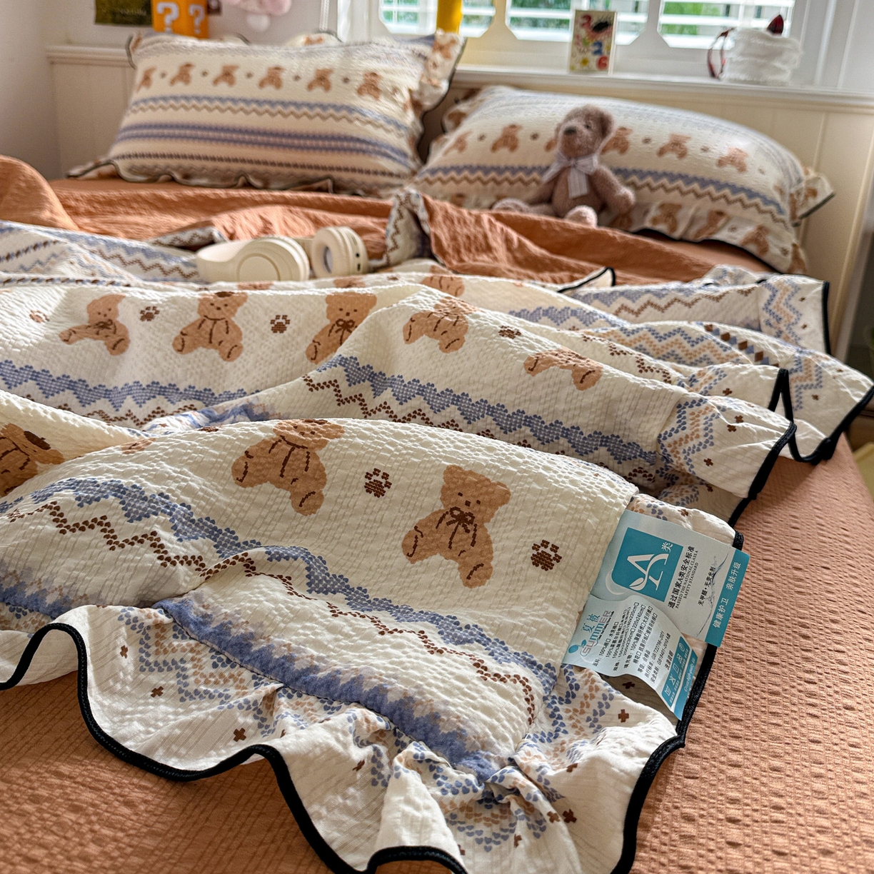 91家纺网 家纺一手货源 找家纺 水墨江南 2026新款泡芙纱花边夏被四件套 可爱熊