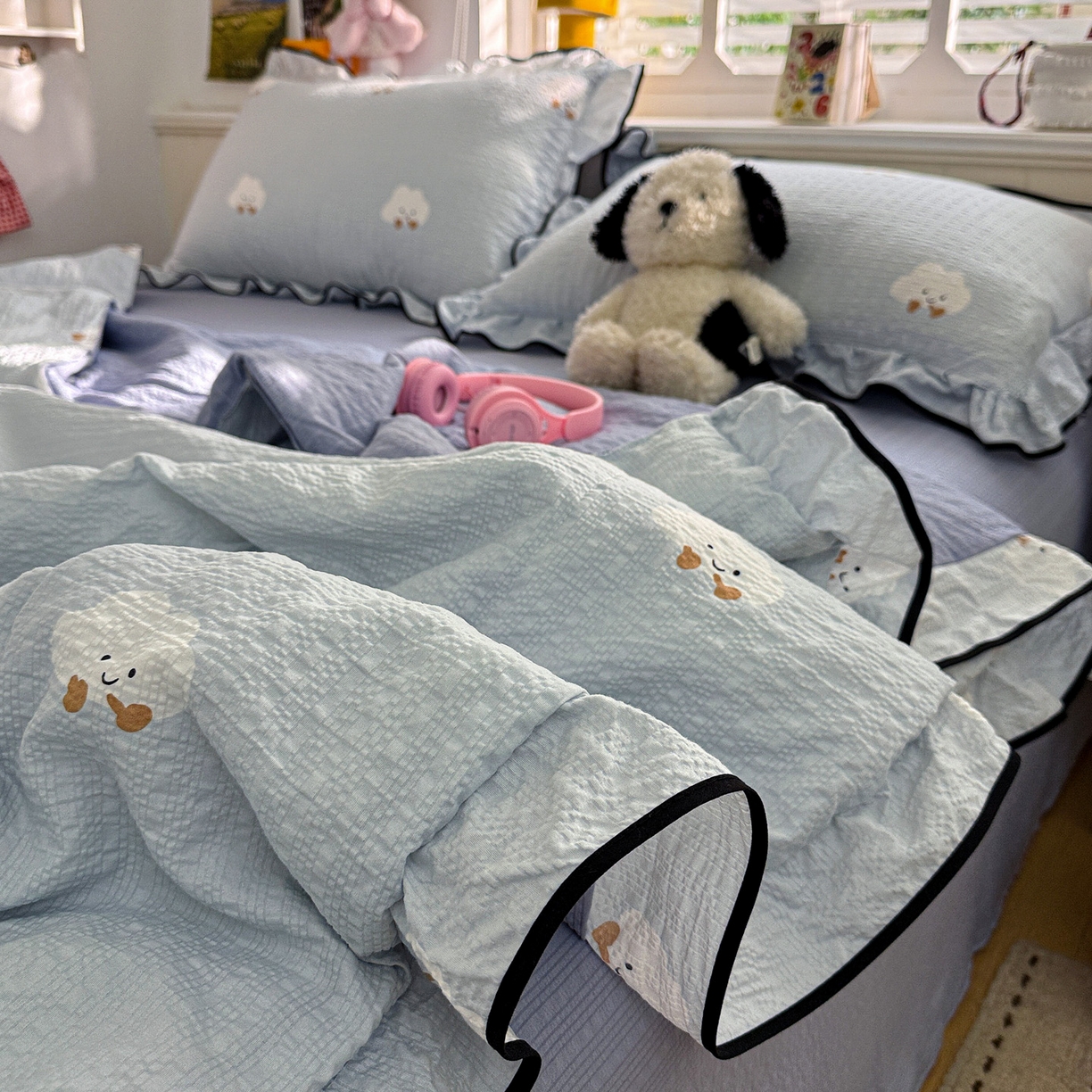 91家纺网 家纺一手货源 找家纺 水墨江南 2026新款泡芙纱花边夏被四件套 快乐云朵