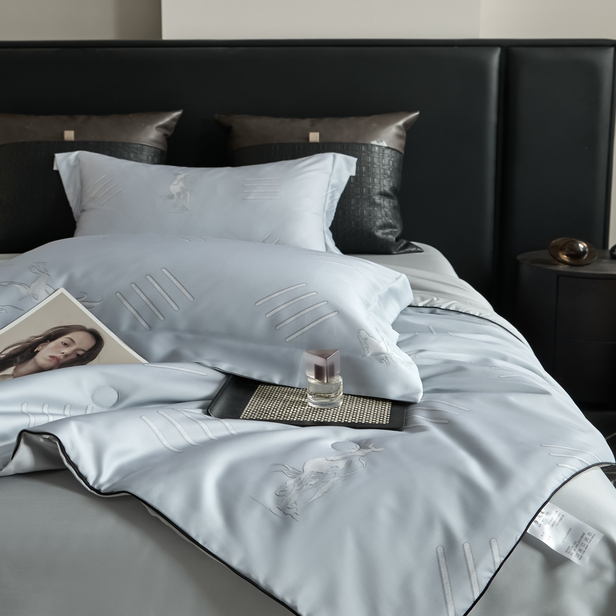 91家纺网 家纺一手货源 找家纺 （总）新方向 2026数码印花A类20%蚕丝天丝棉夏被四件套 65%60s兰精天丝 35%100支长绒棉-戎马一生