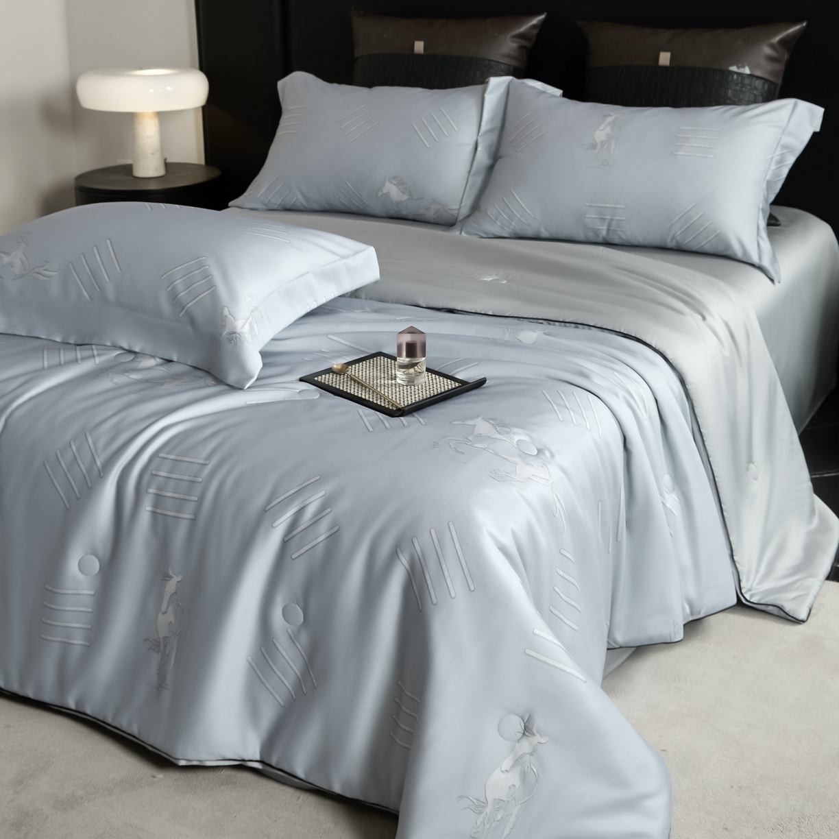 新方向 2026新款数码印花A类20%蚕丝天丝棉夏被夏凉被空调被四件套-戎马一生 戎马一生-朦胧灰