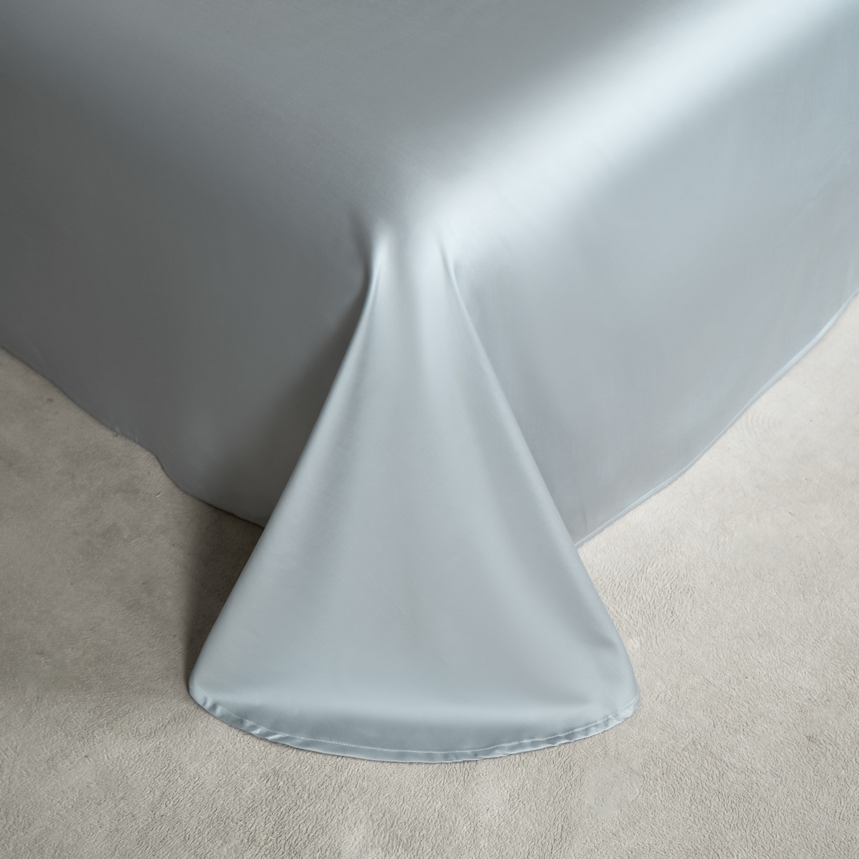 91家纺网 家纺一手货源 找家纺 新方向 2026新款数码印花A类20%蚕丝天丝棉夏被夏凉被空调被四件套-戎马一生 戎马一生-朦胧灰