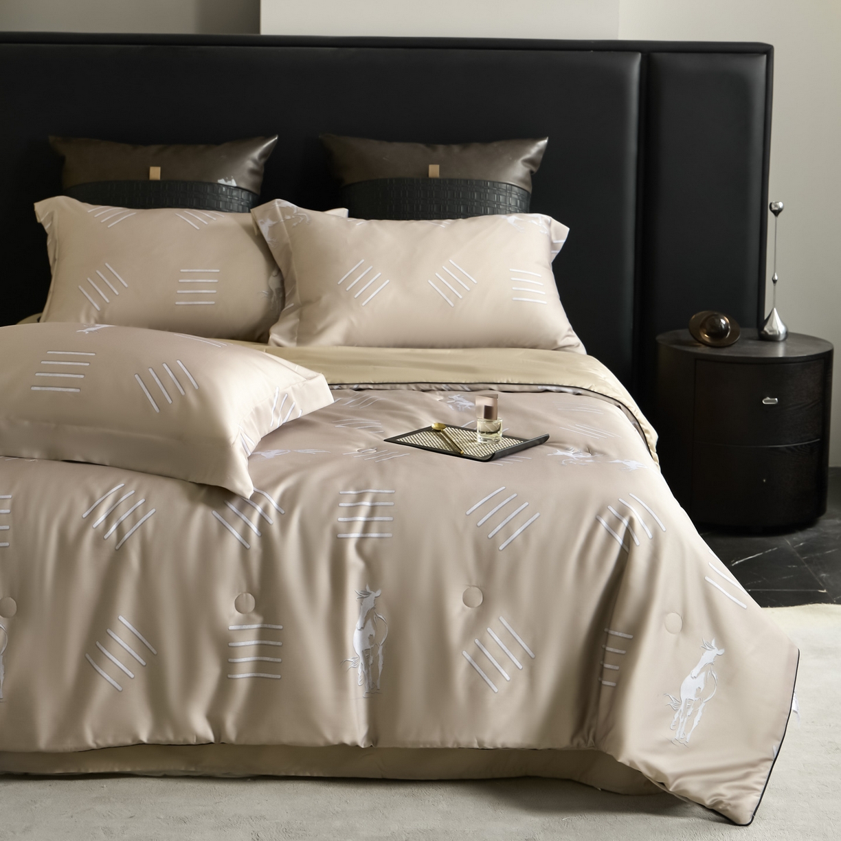 91家纺网 家纺一手货源 找家纺 新方向 2026新款数码印花A类20%蚕丝天丝棉夏被夏凉被空调被四件套-戎马一生 戎马一生-香槟