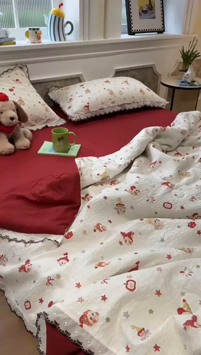 91家纺网 家纺一手货源 找家纺 水墨江南 2026新款泡芙纱全棉花边夏被四件套 花边夏被-红色星仔