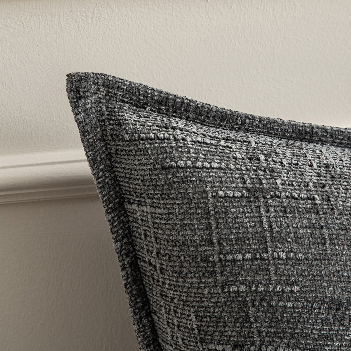 91家纺网 家纺一手货源 找家纺 美达人 2026新款肌理麻靠背 肌理-纽扣- 岩石灰