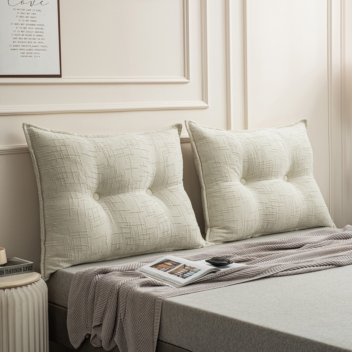 91家纺网 家纺一手货源 找家纺 美达人 2026新款肌理麻靠背 肌理-纽扣-花卉白