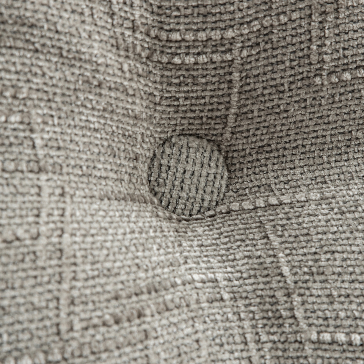 91家纺网 家纺一手货源 找家纺 美达人 2026新款肌理麻靠背 肌理-纽扣-暖灰